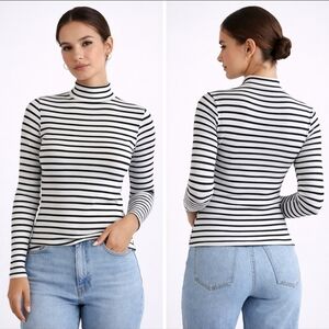Lulu's Black and White Striped Long Sleeve Top Black White Striped Mock Neck